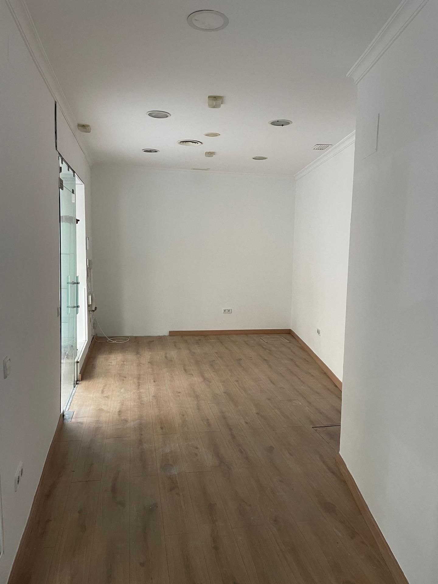 Premises for sale in Jerez de la Frontera  with Air Conditioner