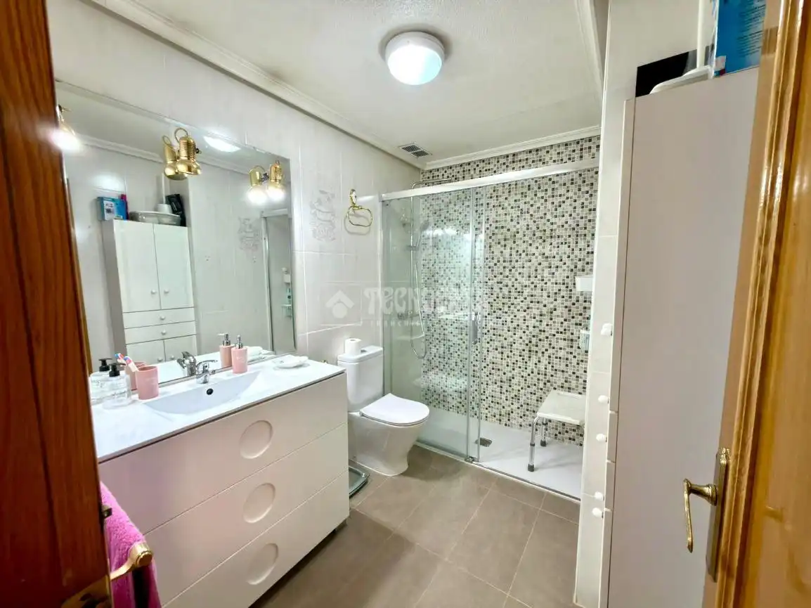 Baño de Piso en venta en Murcia con Aire acondicionado, Calefacción y Terraza