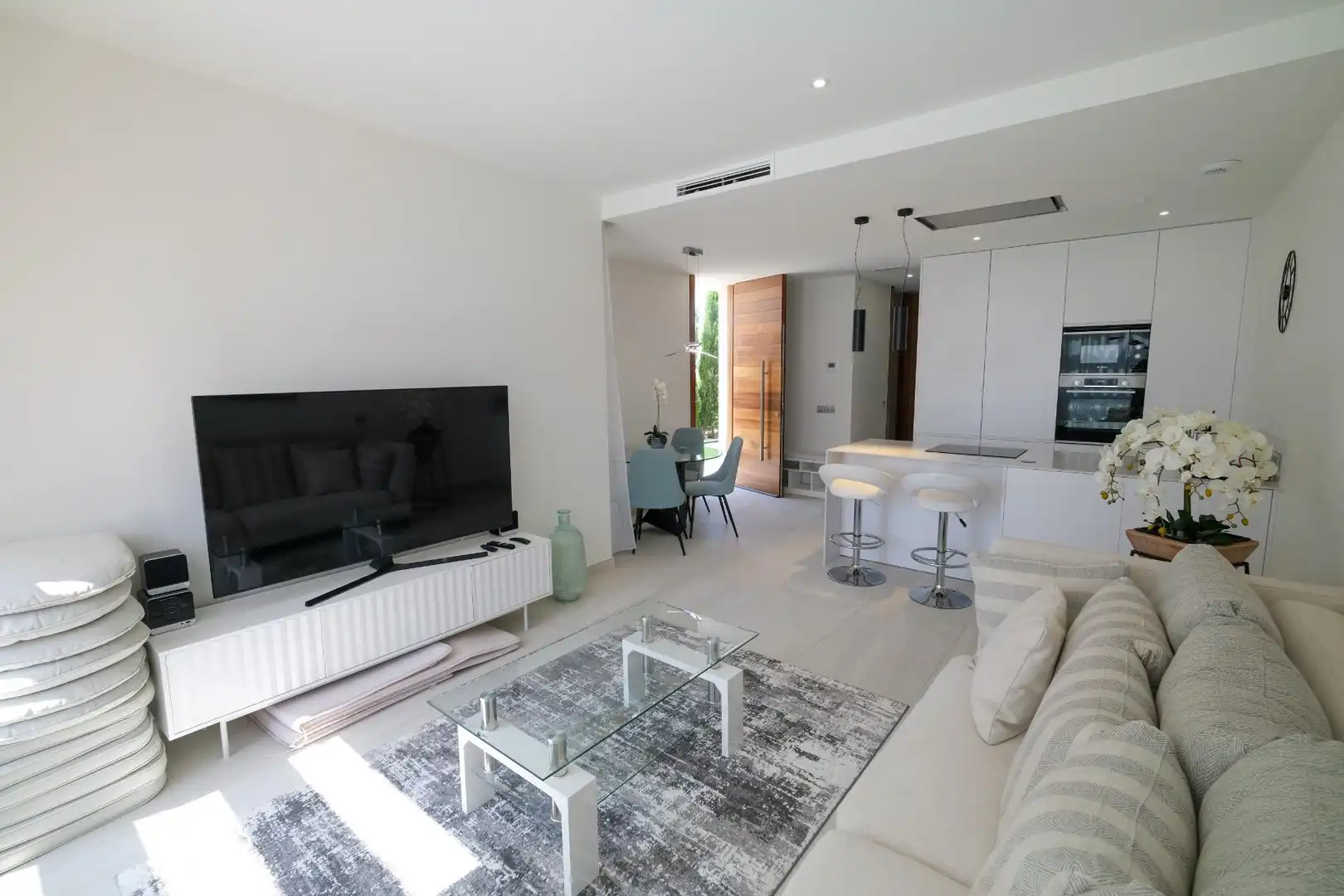 Sala de estar de Casa o chalet de alquiler en Finestrat con Aire acondicionado, Calefacción y Jardín privado