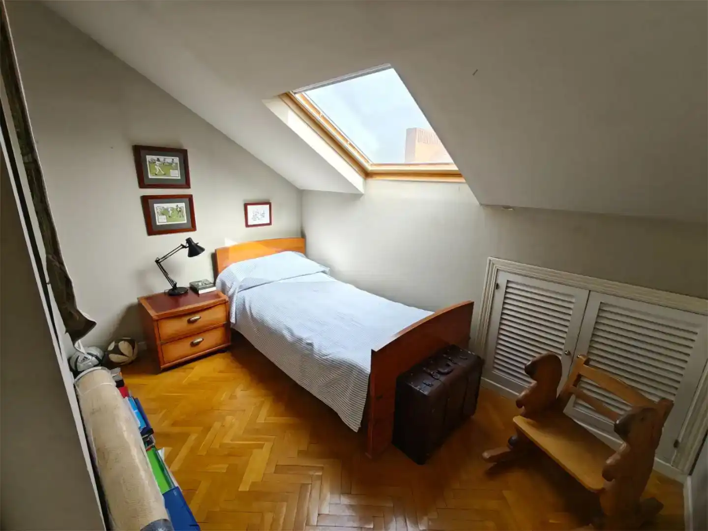 Dormitori de Casa adosada en venda en  Madrid Capital amb Aire condicionat