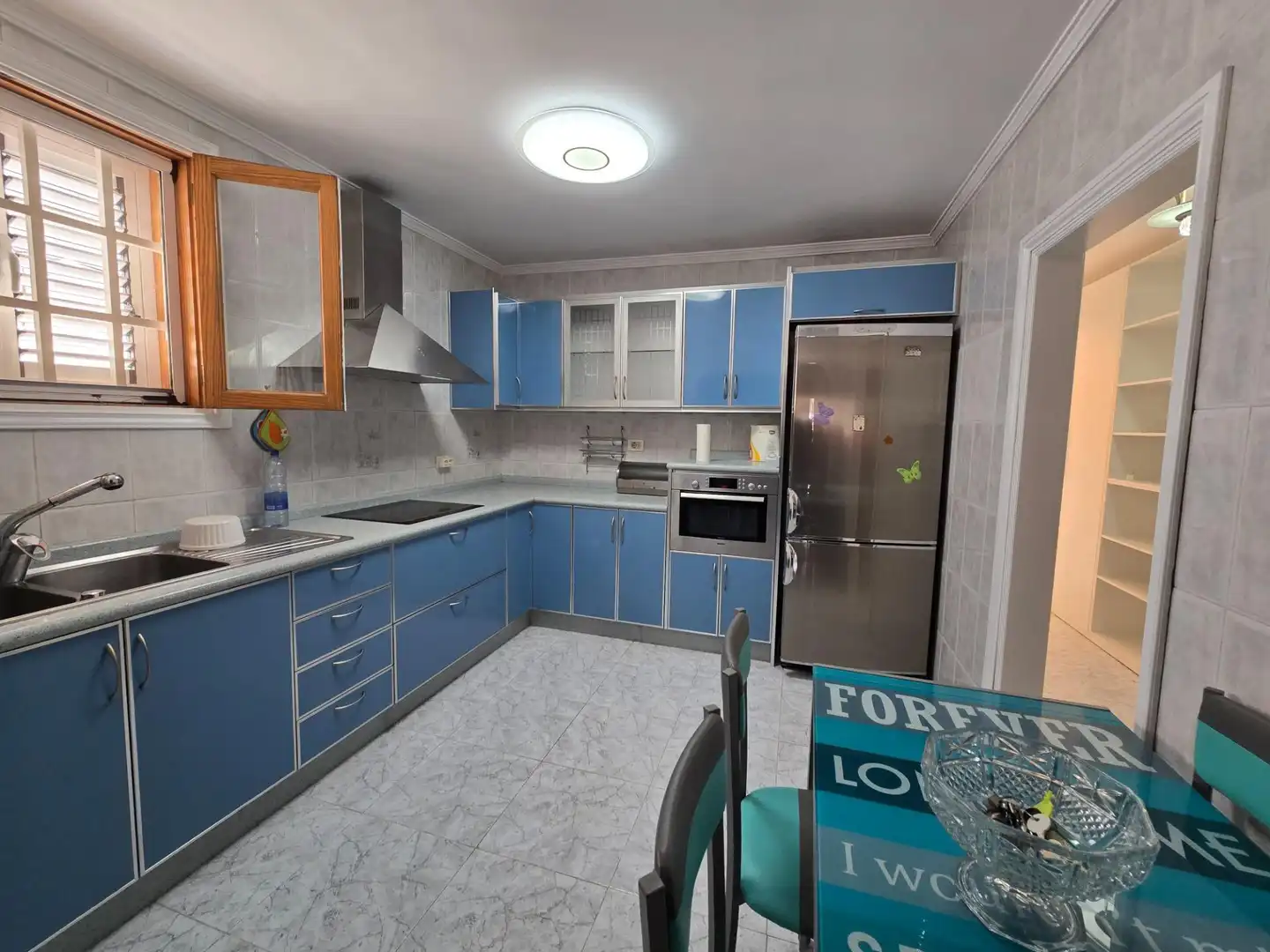 Cuina de Casa o xalet en venda en San Bartolomé de Tirajana amb Terrassa, Traster i Moblat