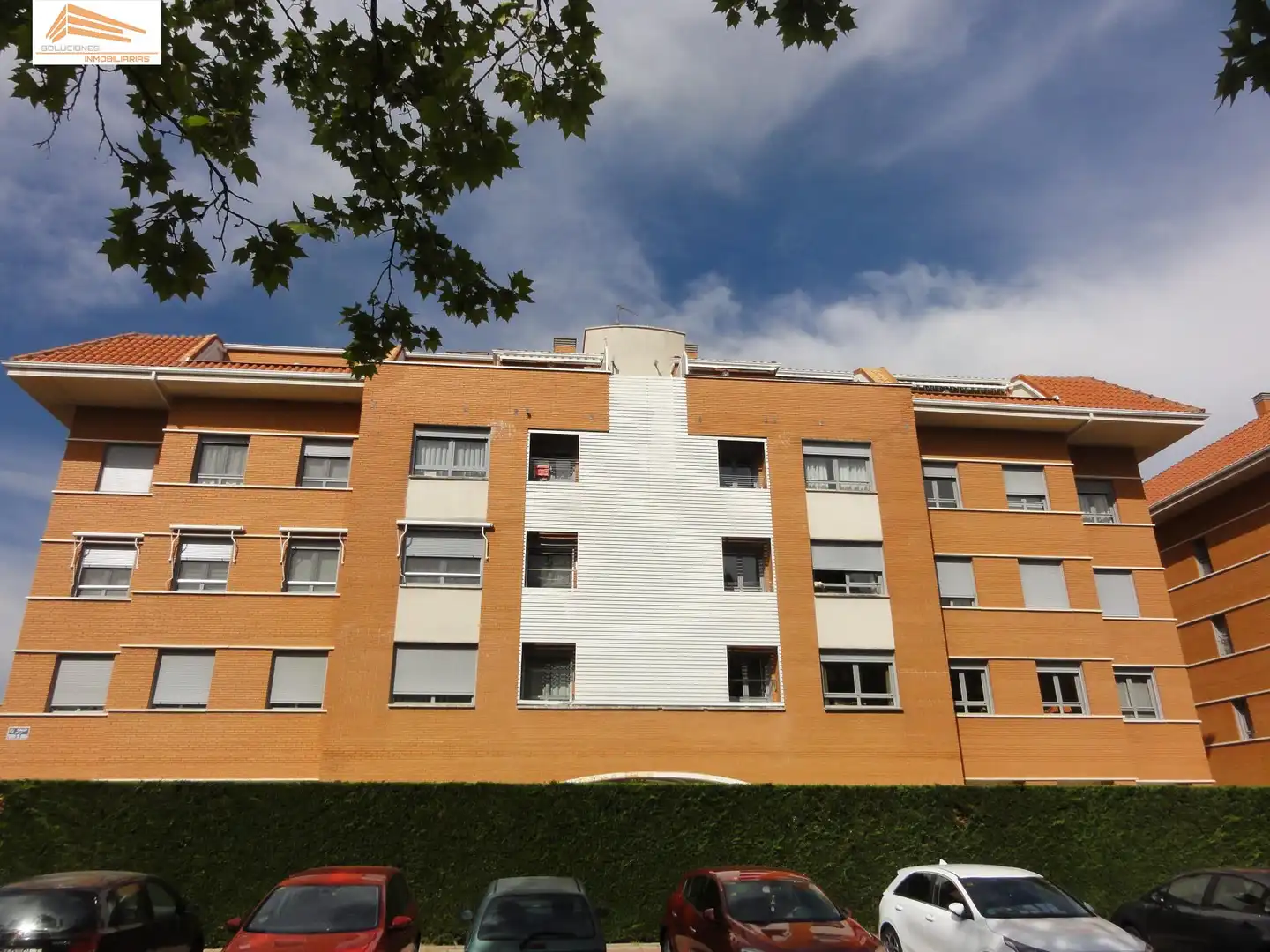 Außenansicht von Wohnung zum Verkauf in Valladolid Capital mit Heizung, Privatgarten und Abstellraum