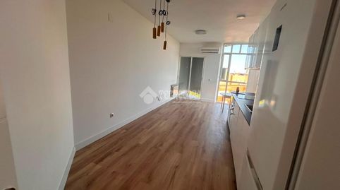 Foto 3 de Piso en venta en Calle Cleopatra, Palomeras Bajas, Madrid Capital