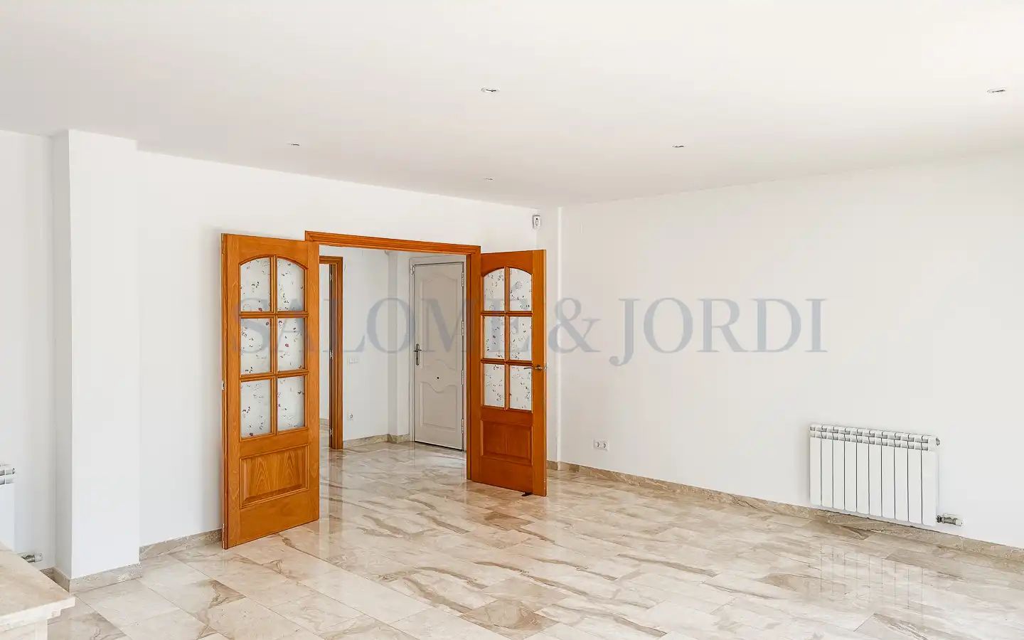 Sala d'estar de Casa adosada en venda en Argentona amb Calefacció, Jardí privat i Terrassa