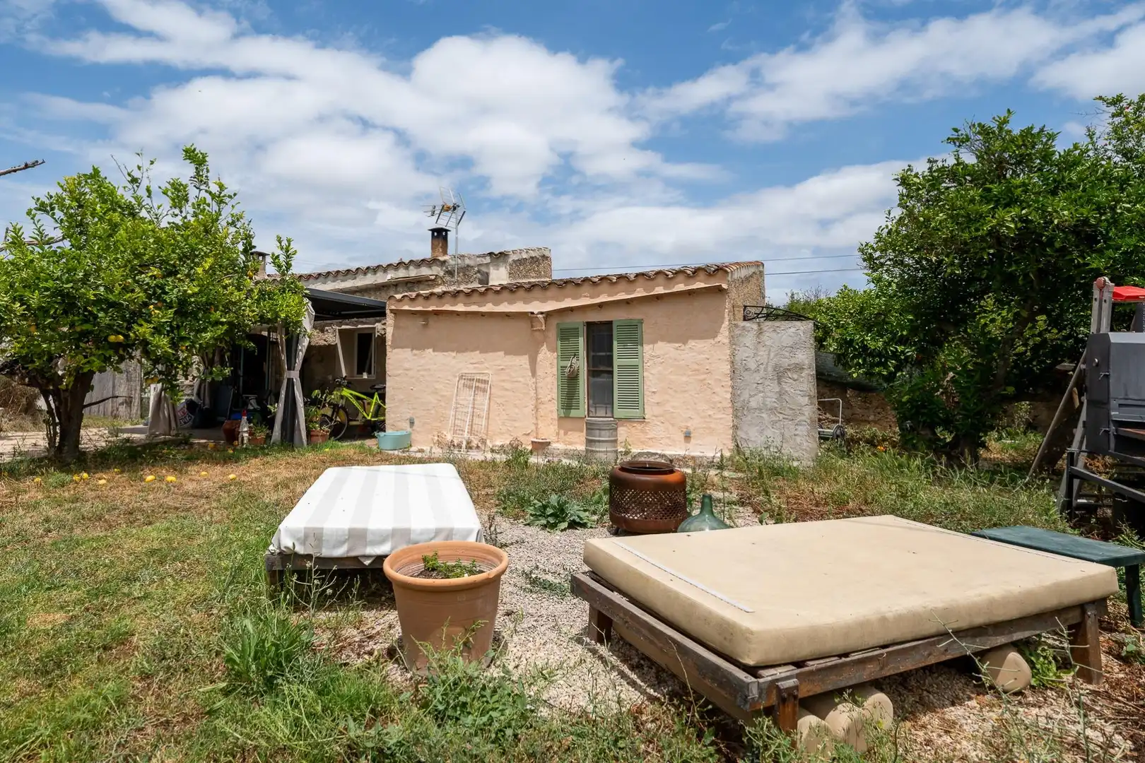 Country homes for sale in Sant Joan  with Private garden