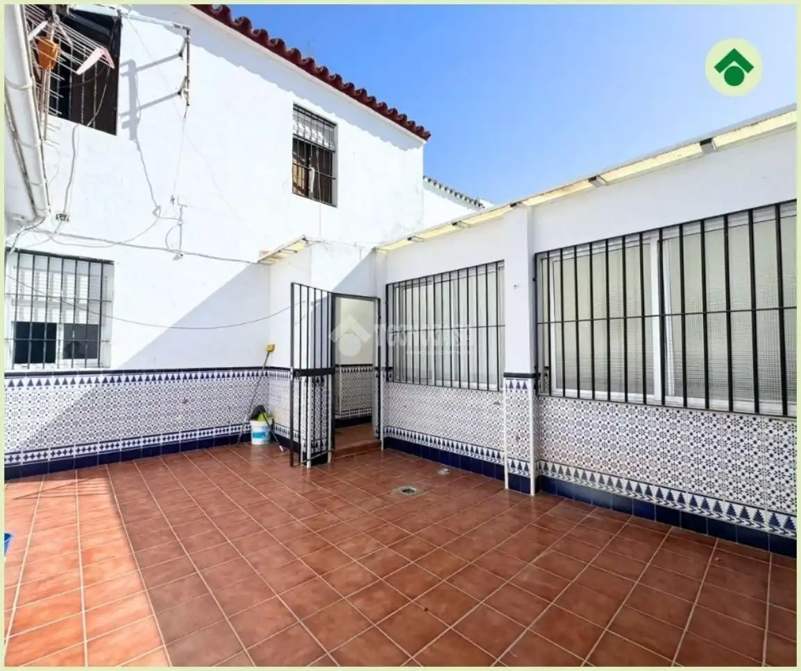 Vista exterior de Casa o chalet en venta en Las Cabezas de San Juan
