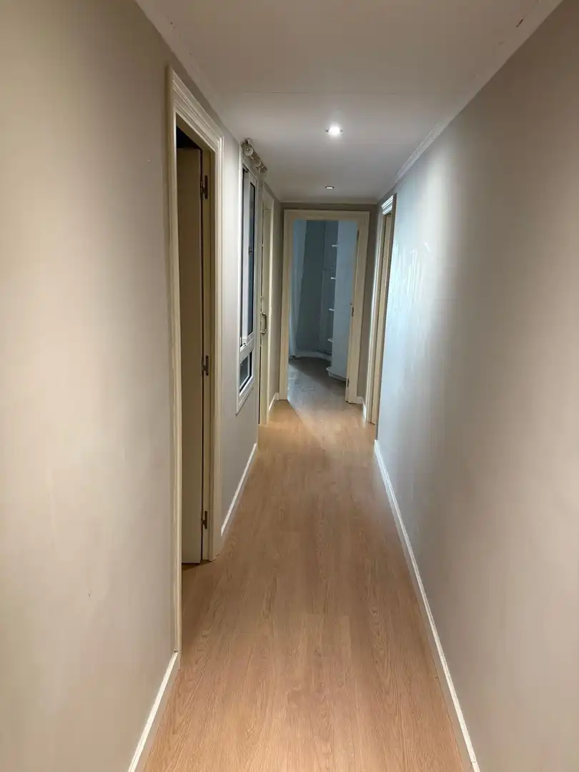 Flat for sale in Barcelona  with Air Conditioner, Heating and Furnished