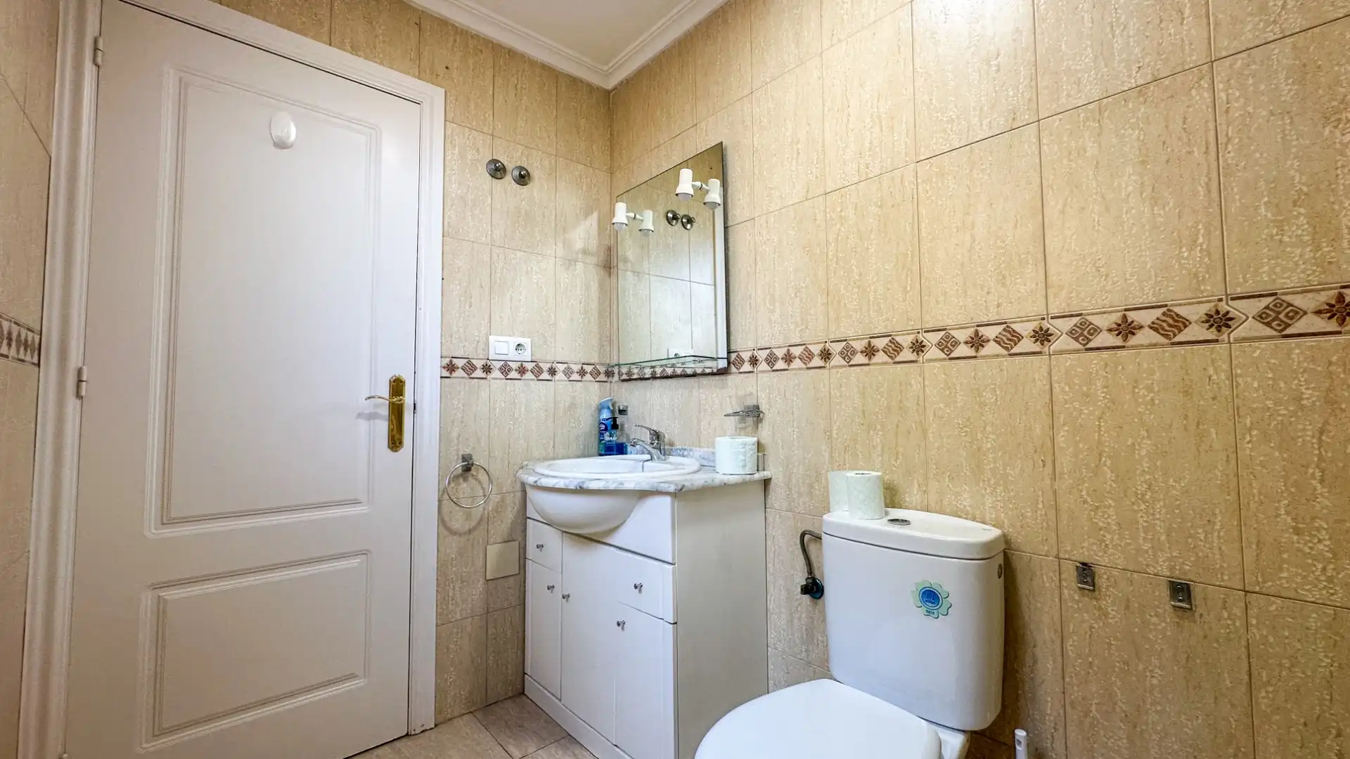 Bathroom of Houses for sale in Daya Nueva  with Swimming Pool