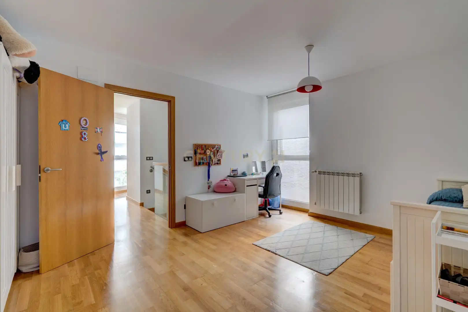 Dúplex en venta en Irun  con Trastero, Horno y Lavadora