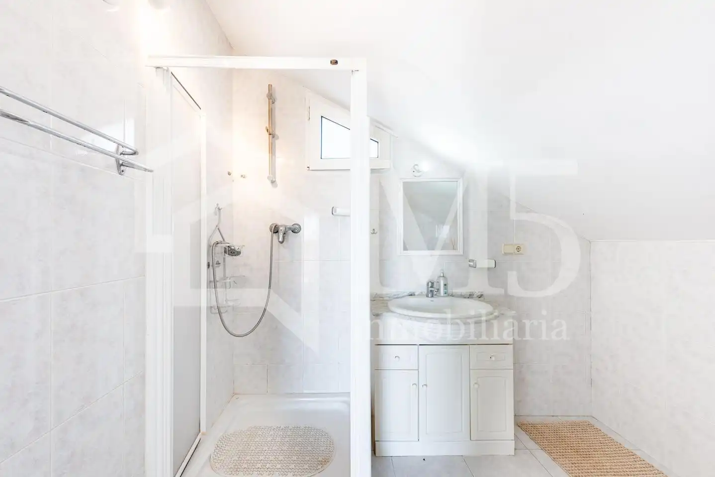 Baño de Casa o chalet en venta en Vélez-Málaga con Jardín privado, Terraza y Piscina