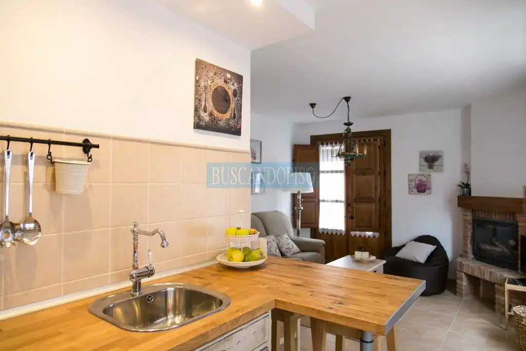 Cocina de Apartamento en venta en Ajamil de Cameros con Calefacción, Amueblado y Balcón