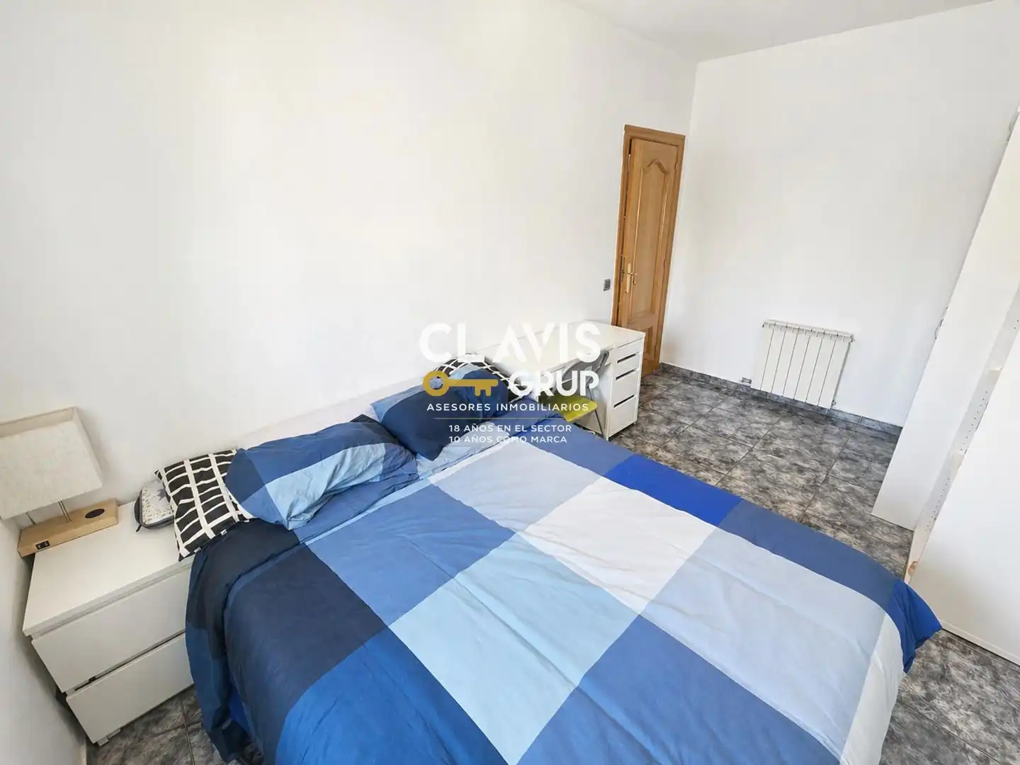 Habitación de Piso en venta en Barcelona con Aire acondicionado y Terraza