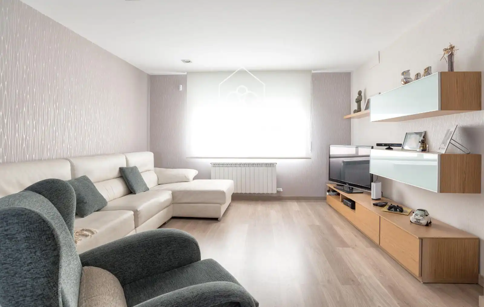 Sala d'estar de Casa o xalet en venda en Viladecans amb Aire condicionat, Calefacció i Parquet