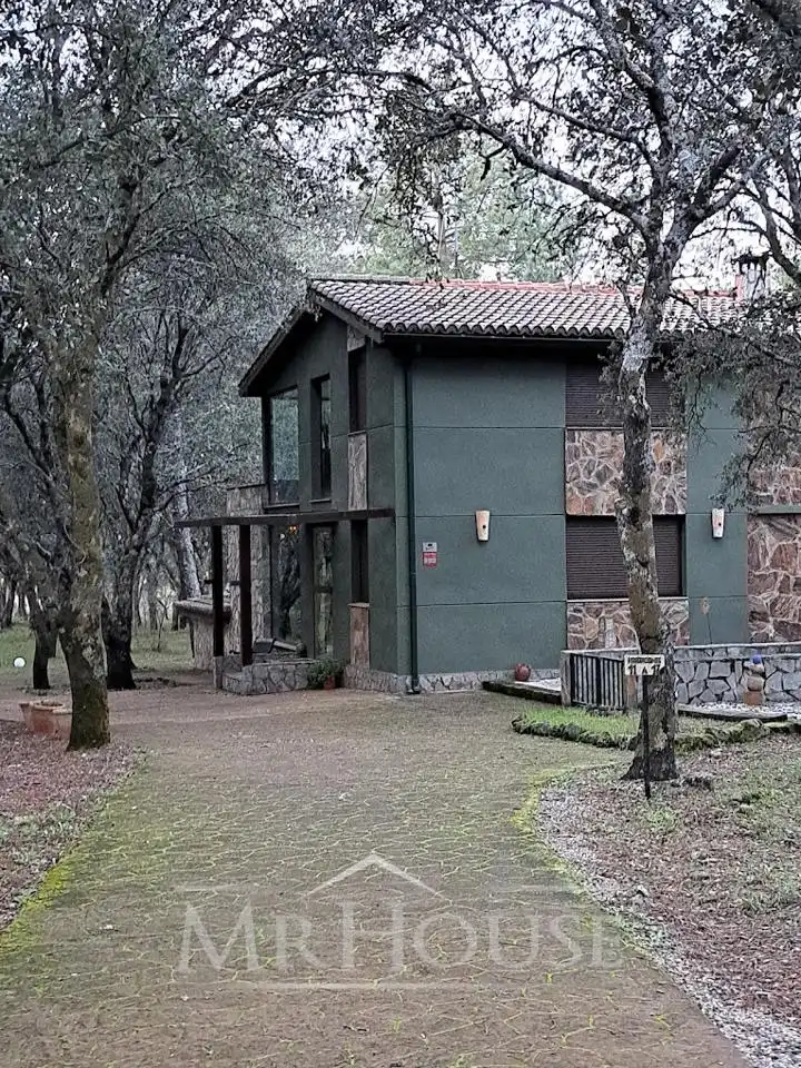 Vista exterior de Finca rústica en venta en Casavieja con Aire acondicionado, Calefacción y Jardín privado