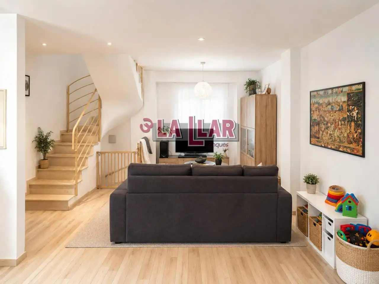 Sala de estar de Casa adosada en venta en Caldes de Montbui con Aire acondicionado, Calefacción y Parquet