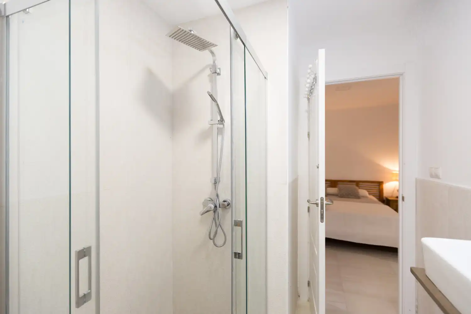 Ground floor for rent in Bello Horizonte - Lindasol