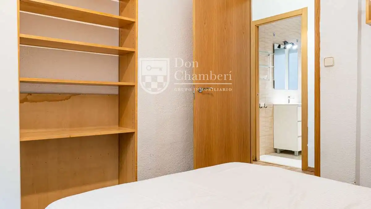 Habitación de Piso en venta en Madrid con Aire acondicionado, Calefacción y Amueblado