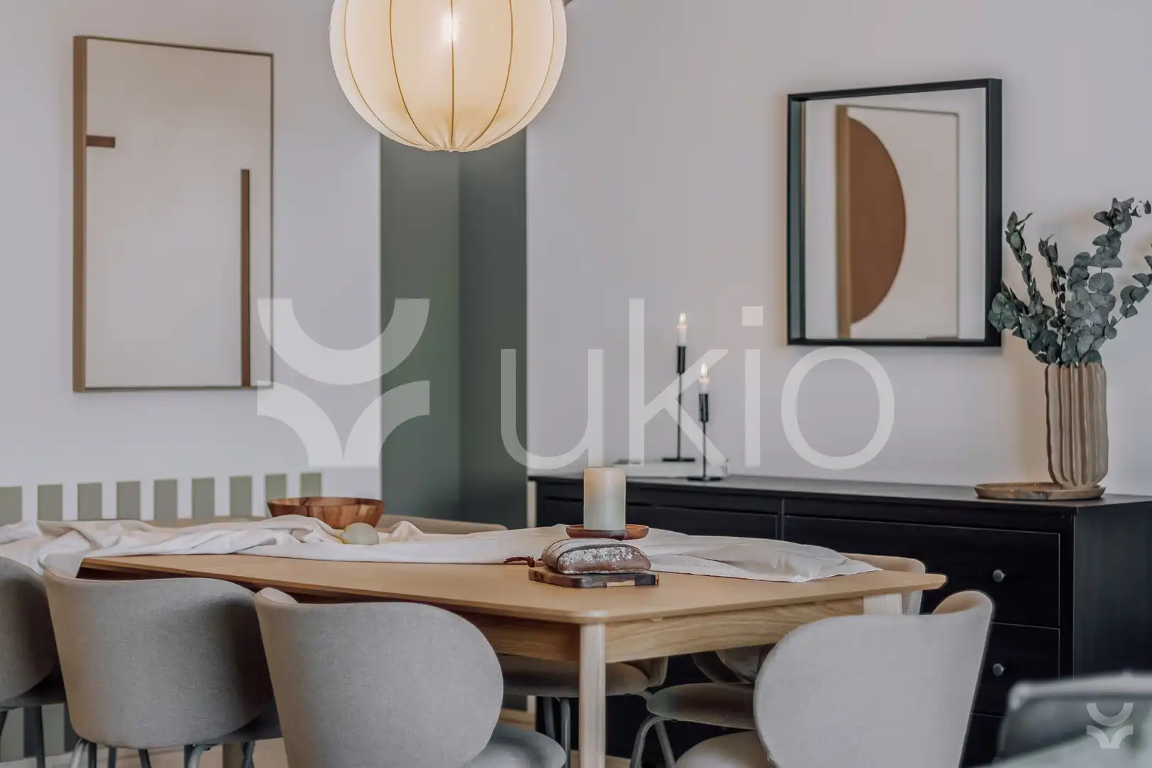 Comedor de Apartamento de alquiler en Madrid con Aire acondicionado, Calefacción y Amueblado