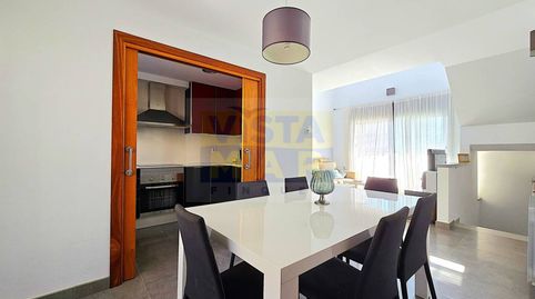 Foto 2 de Casa adosada en venta en Marítim, Cubelles