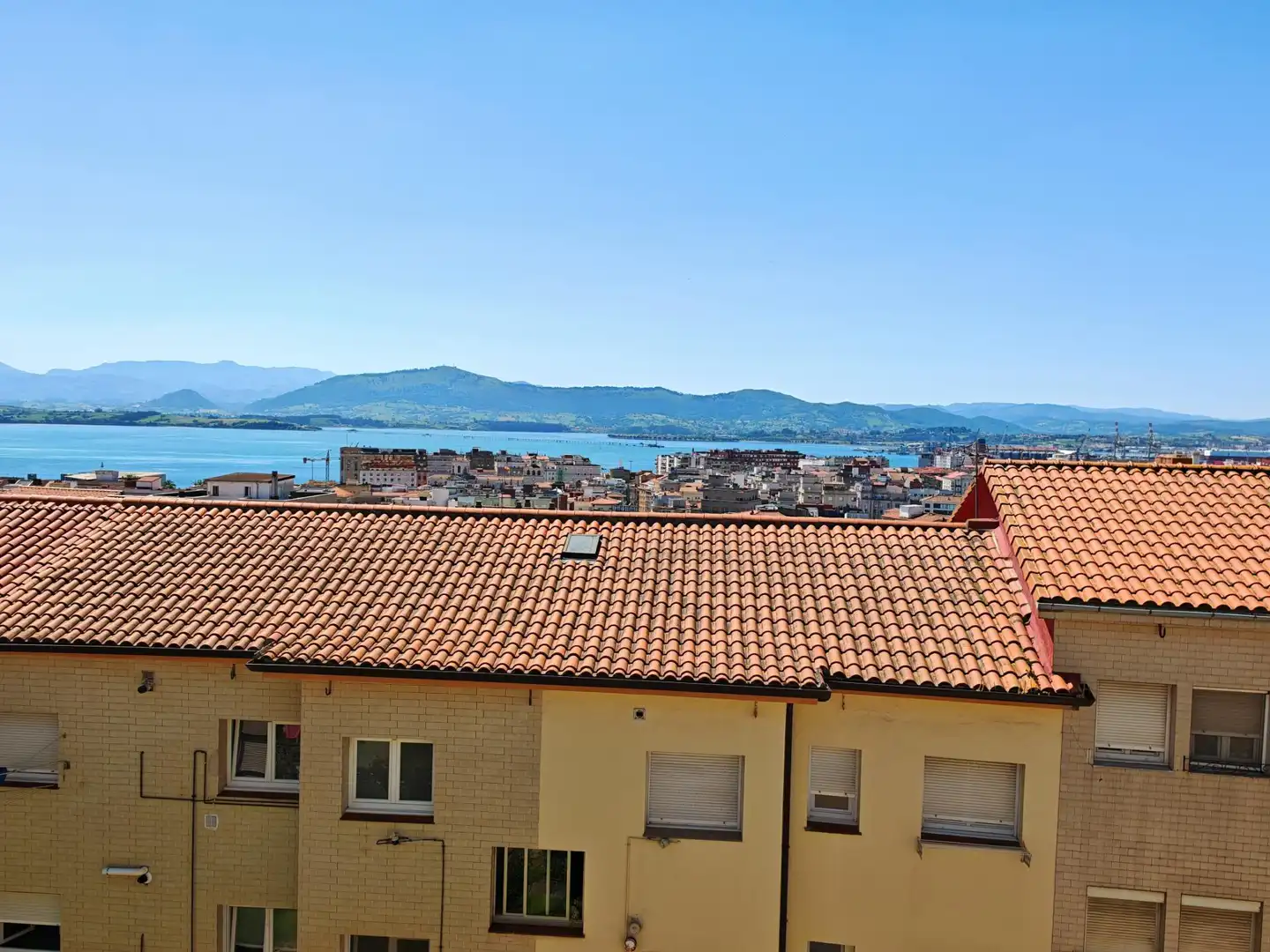 Vista exterior de Piso en venta en Santander con Calefacción