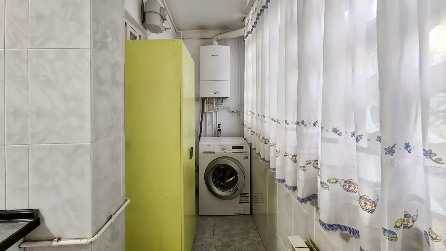 Piso en venta en Calle Aldeanueva de la Vera, Las Águilas
