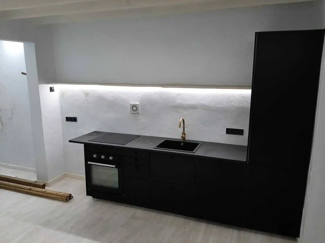 Cuina de Casa o xalet en venda en Sa Pobla amb Aire condicionat, Terrassa i Piscina