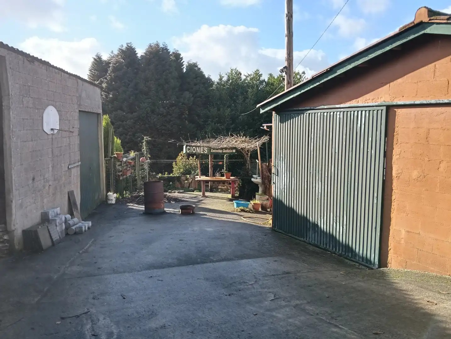 Adossat amb jardí en venda a Cesuras, imagen 25
