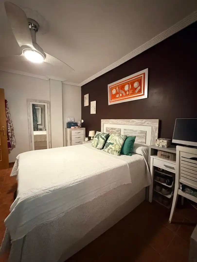 Habitación de Piso en venta en Badajoz con Aire acondicionado, Calefacción y Balcón