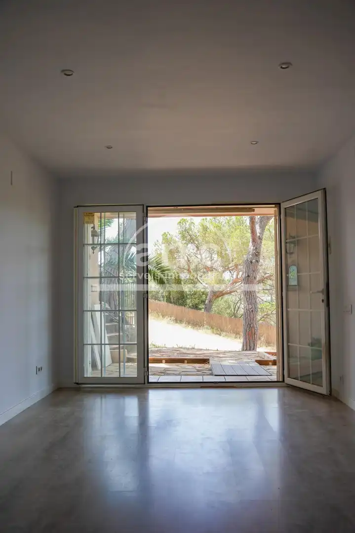 Houses for sale in Cabrils  with Heating, Private garden and Parquet flooring