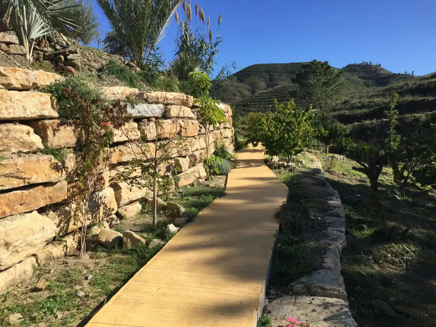 Terrasse von Country house zum Verkauf in Ojén mit Klimaanlage, Privatgarten und Terrasse