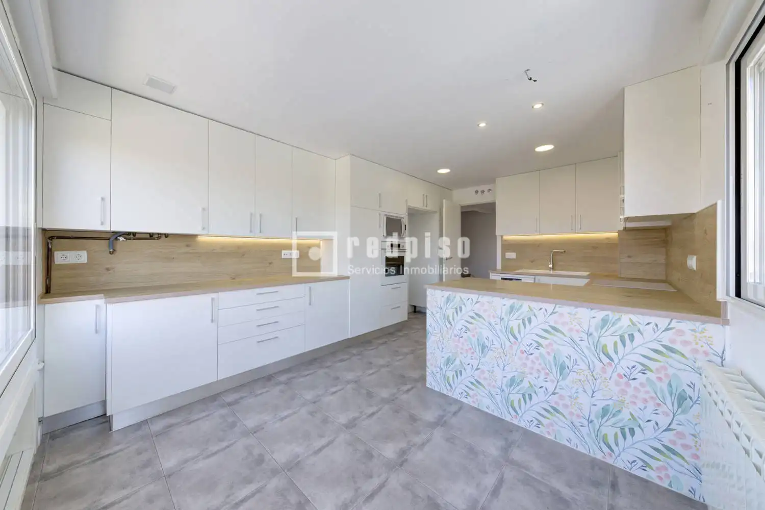 Cocina de Ático en venta en Pozuelo de Alarcón con Calefacción, Jardín privado y Terraza