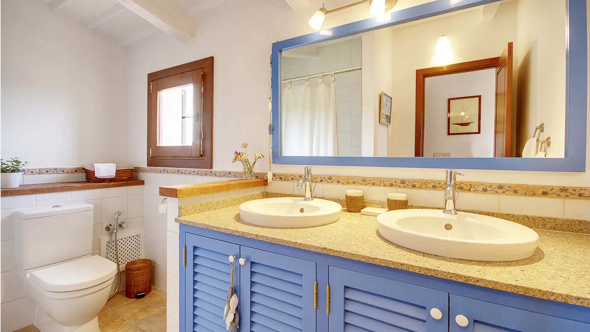 Badezimmer von Gebäude zum Verkauf in Corvera de Asturias mit Alarm