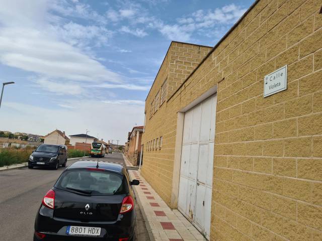 Nave industrial en Venta en El Clavel en Mocejón