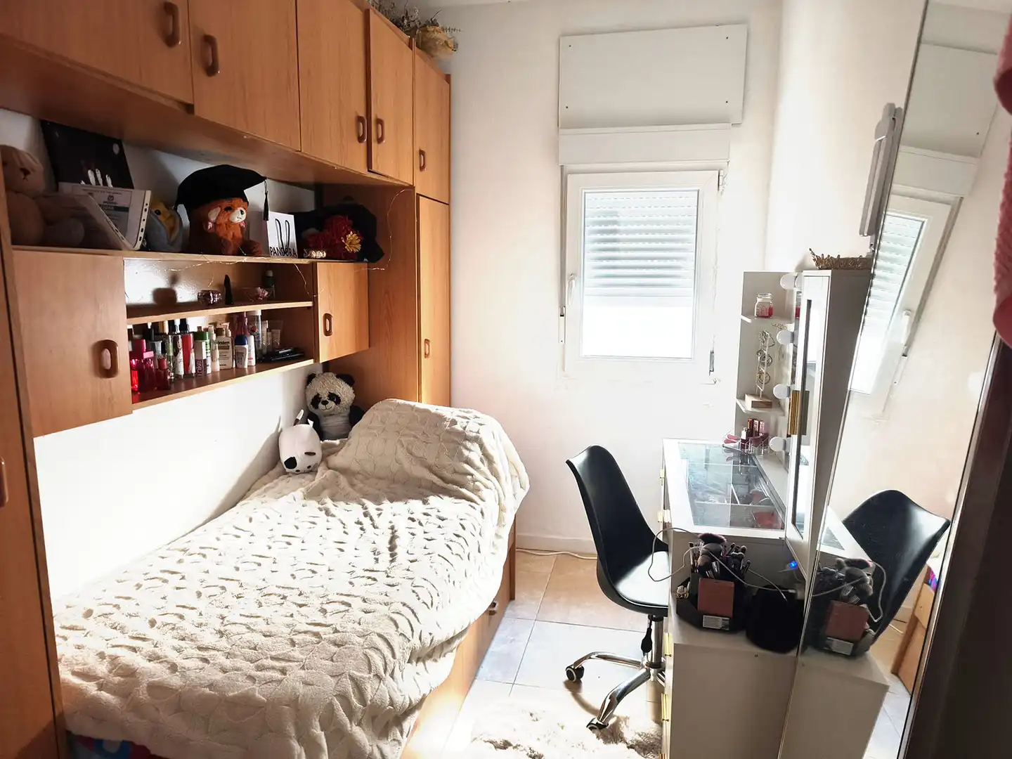 Habitación de Ático en venta en Figueres con Terraza, Trastero y Horno