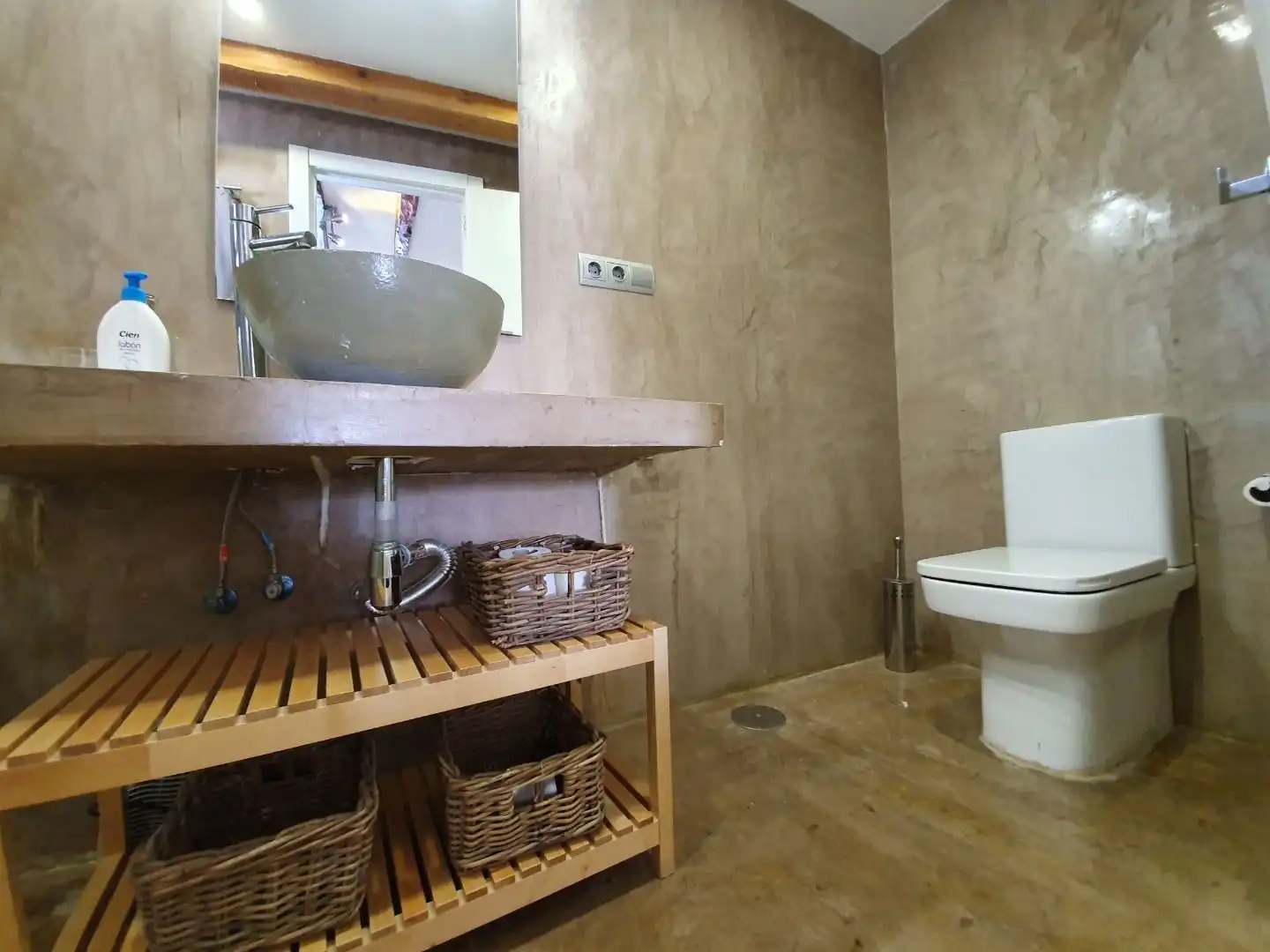 Baño de Ático de alquiler en Madrid con Aire acondicionado, Calefacción y Terraza