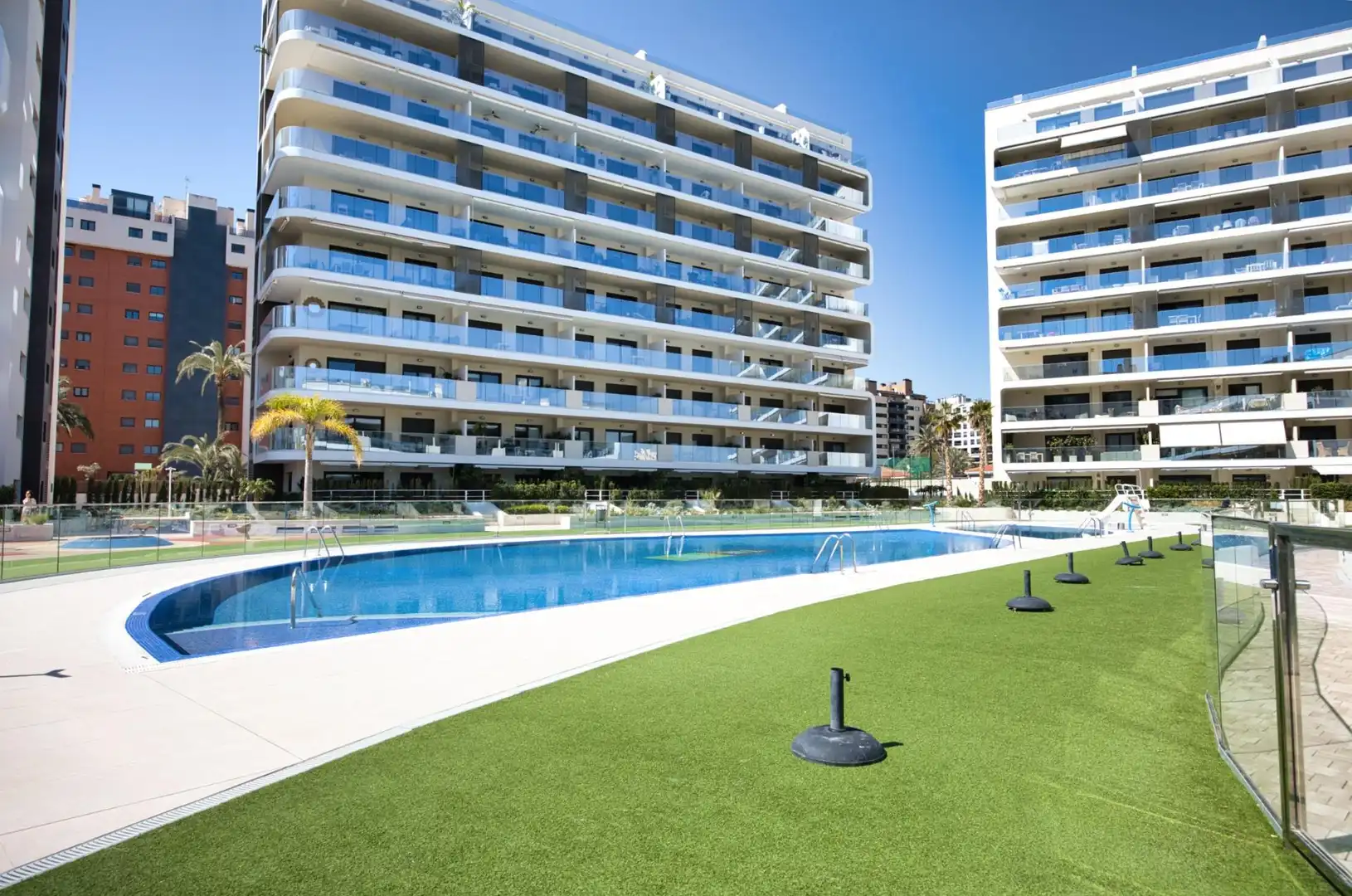 Piscina de Pis en venda en Alicante / Alacant amb Aire condicionat, Terrassa i Traster
