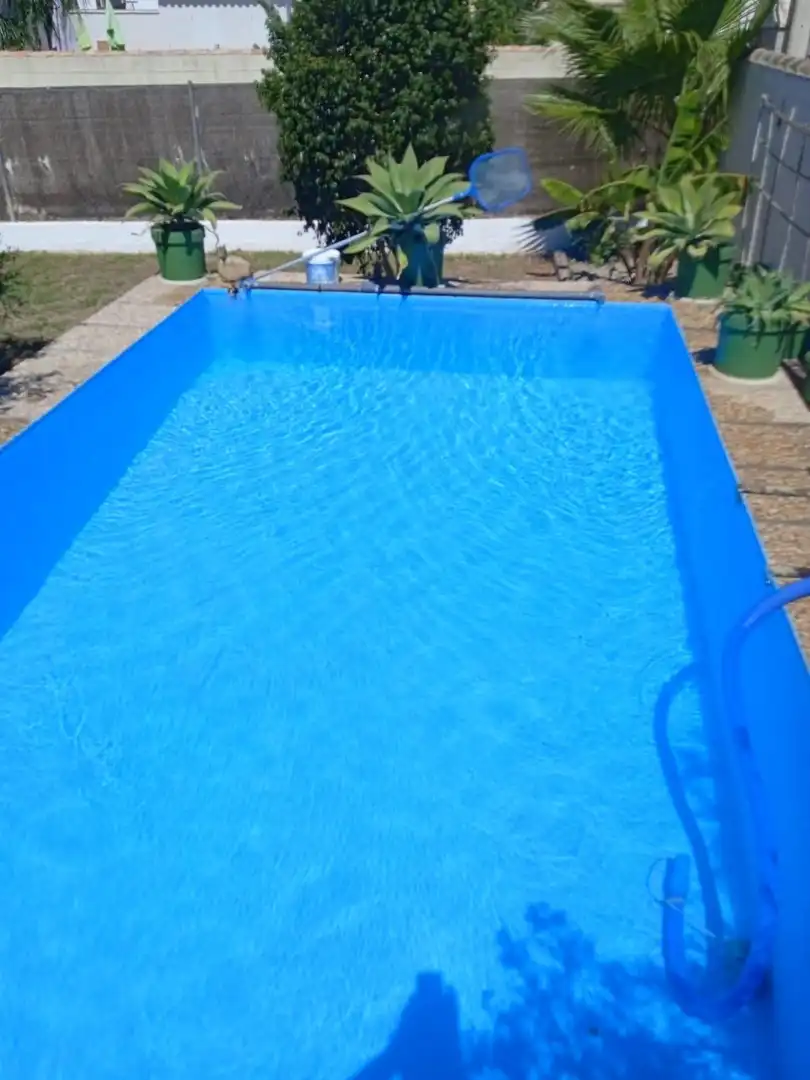 Piscina de Casa o xalet en venda en Chiclana de la Frontera amb Jardí privat, Terrassa i Traster