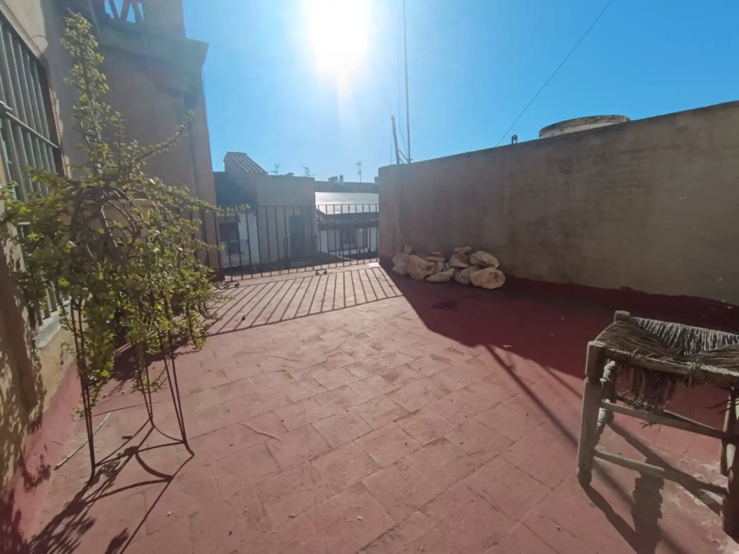 Casa amb terrassa en venda a Carrer Vall