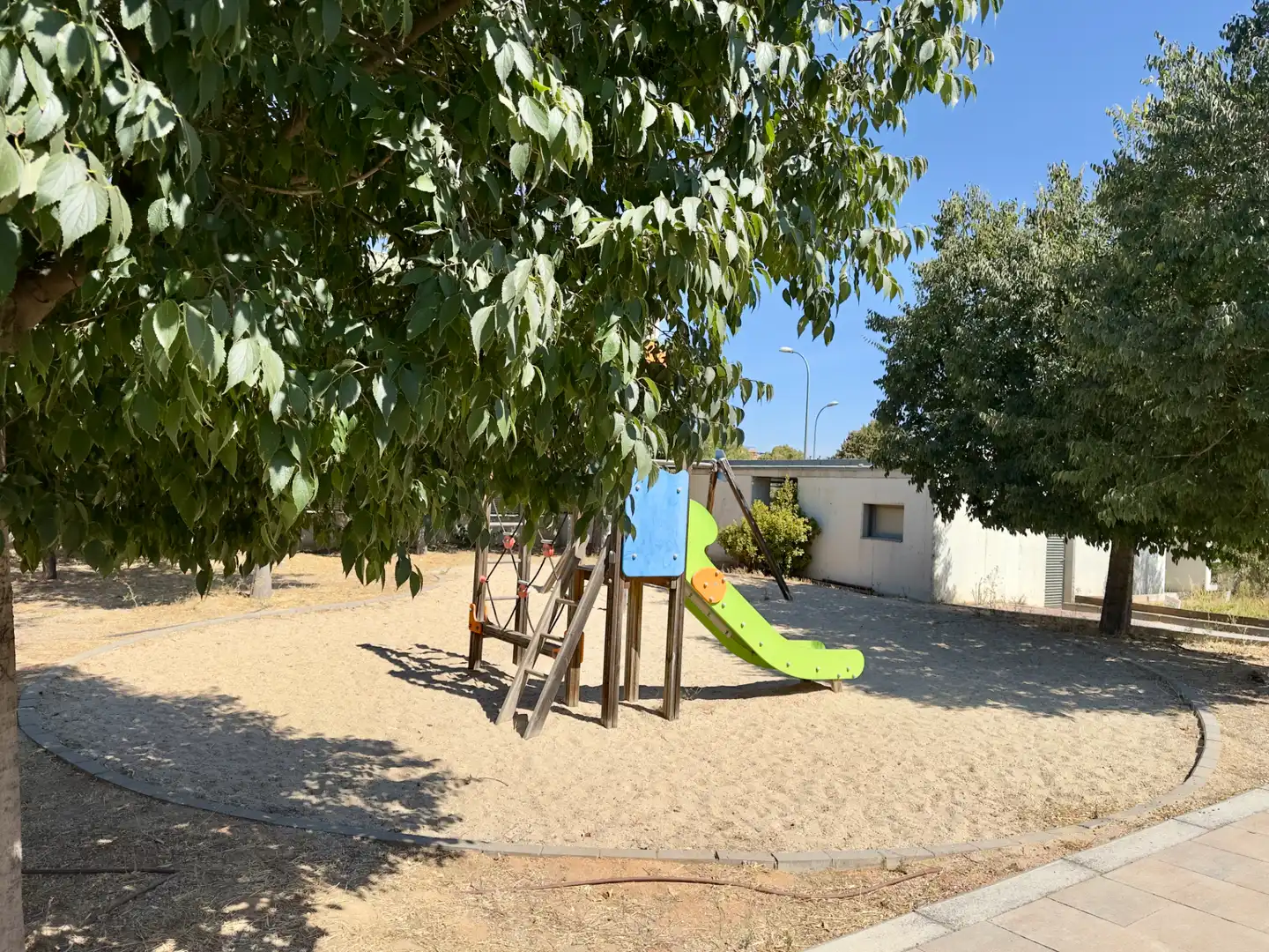 Flat for sale in Calle Tomás Bretón, Tenería I – La Tenería II