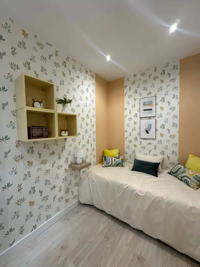 Habitación de Piso en venta en Madrid con Calefacción
