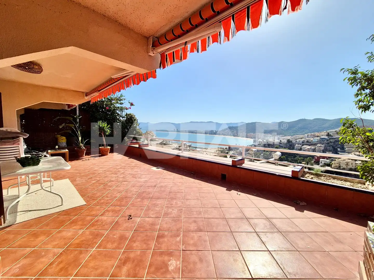 Wohnung mit Pool zur Miete in El Faro