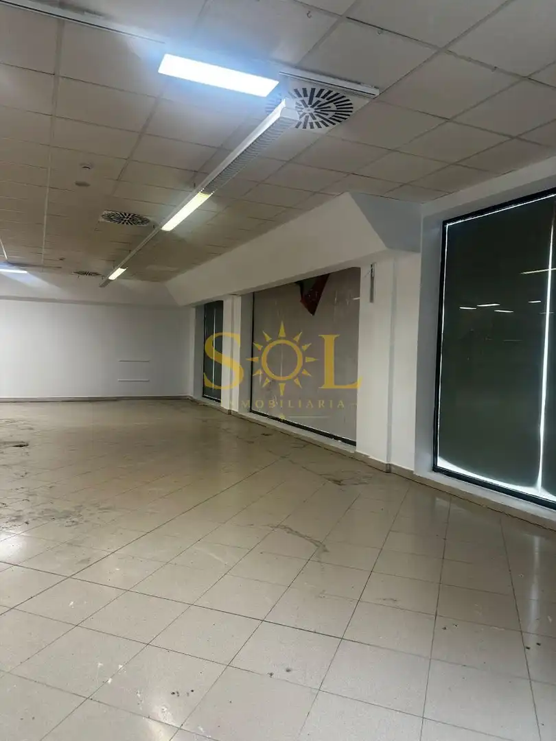 Local comercial en venda a Plaza la Huerta, imagen 41