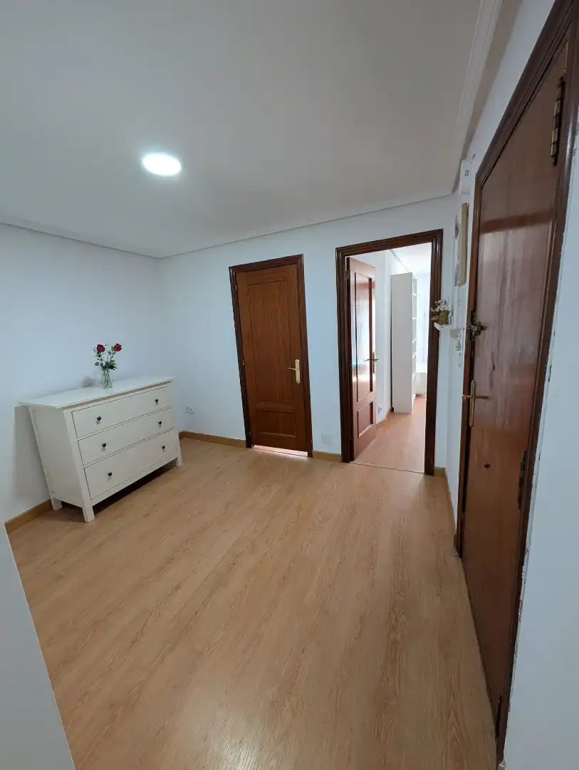 Appartamento con balcone in affitto a Calle Guevara, imagen 7