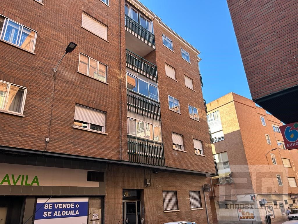 Vista exterior de Pis de lloguer en Ávila Capital