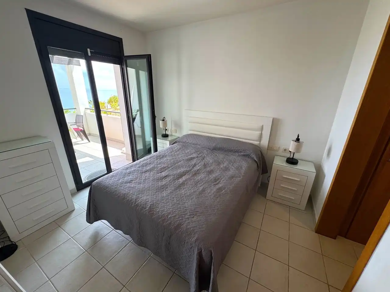 Dormitori de Apartament en venda en Mojácar amb Aire condicionat, Terrassa i Piscina
