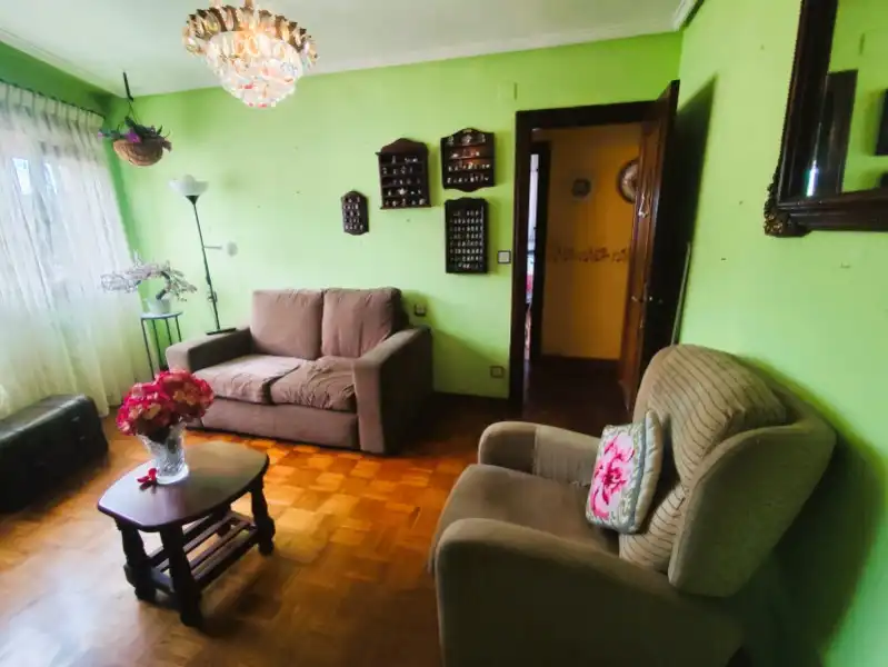 Wohnzimmer von Wohnung zum Verkauf in Pravia mit Heizung, Abstellraum und Möbliert