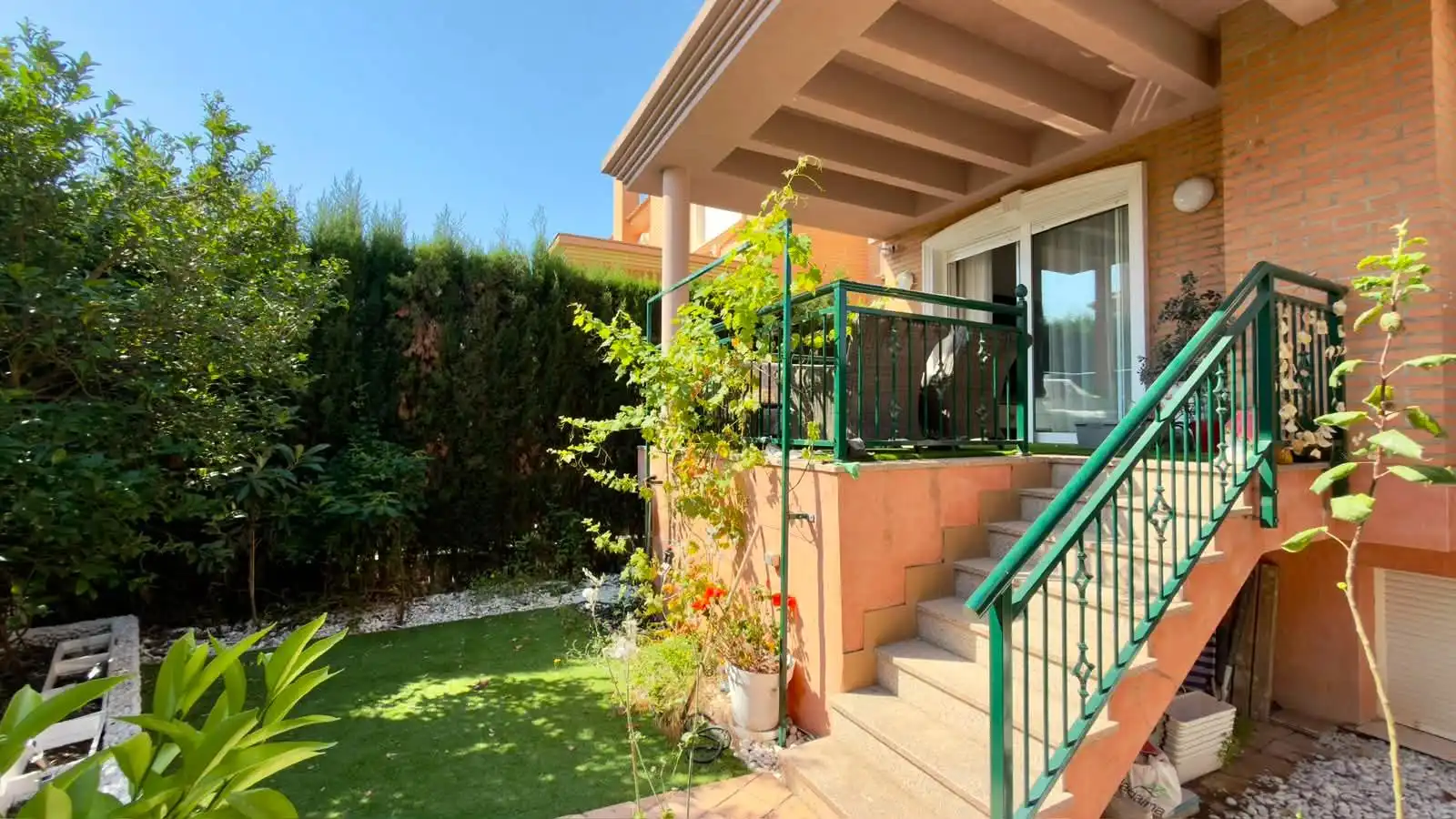 Garden of Detached homes for sale in Sant Joan d'Alacant  with Air Conditioner, Terrace and Alarm