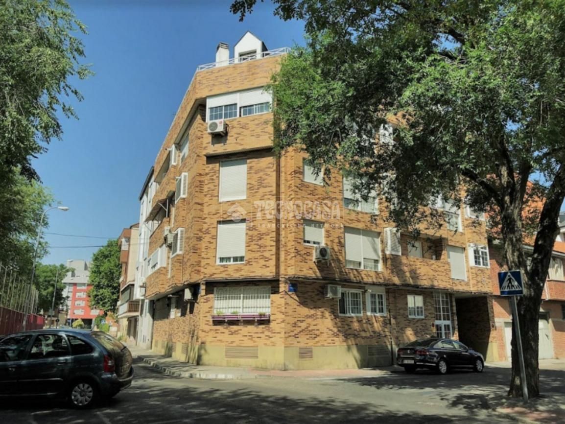 Exterior view of Duplex for sale in Leganés