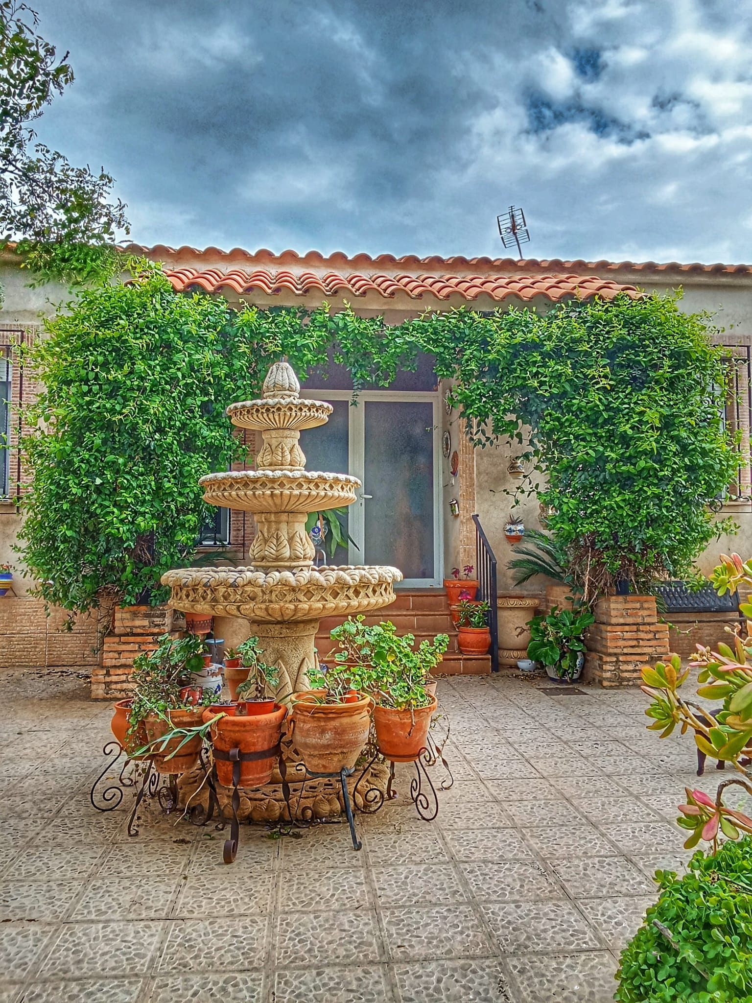 Terrassa de Casa o xalet en venda en Pozuelo de Calatrava amb Calefacció, Jardí privat i Moblat