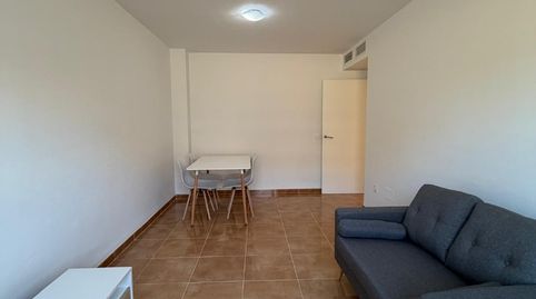 Foto 2 de Piso de alquiler en Calle Peña Ciclista Muñoz, 8, Las Cabañuelas, Vícar